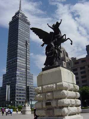 Image of the Torre Latinoamericana is a skyscraper in downtown Mexico City.